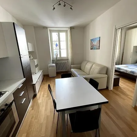 Via Milano Apartment Trieste Exterior photo